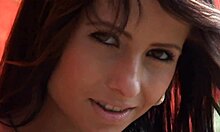 Dark-Haired Babe Shows V-Shaped Pubes Outdoors?