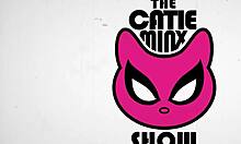 catie minx moans while fucking her hole outdoors on cloudy day