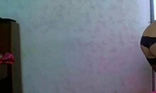 luscious teen camwhore flaunts her stunning body on live stream