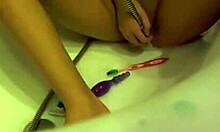Cam Slut Fills Pussy With Water Then Squirts It Out