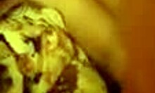 girlfriend gives her head in an amateur sex clip 😍