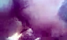 No resisto sexo salvaje amateur con mi novia morena en la cama