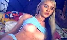 solo teen blonde spreading her huge asshole 😍