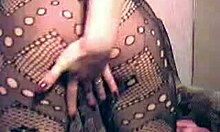 Corellia, show off that hot body in pantyhose!