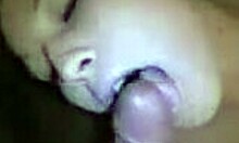 girlfriend fingers herself while munching a cock 😘