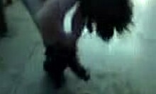 Debela pijana vrućica pleše gola u ruskom baru