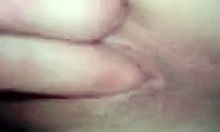 Boyfriend Specifically Fingers Girlfriend's Cunt In Homemade Amateur Clip