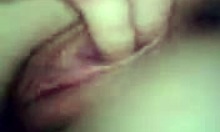 Boyfriend Specifically Fingers Girlfriend's Cunt In Homemade Amateur Clip