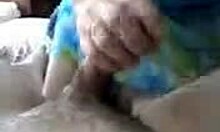 I watch the dazzling diva suck dick in this homemade clip