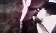 Моята аматорска руска чувичка опитва да чука кола... лудница!