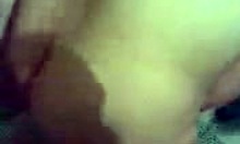 Amateur Hottie Shaves Her Wet Twat In The Bath, Feeling So Clean!