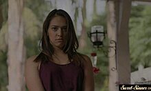 Slutty stepdaughter rides cowgirl for creampie