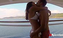 Horny couple bangs hard on Mediterranean cruise balcony for all