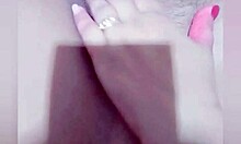 want to lick this morena's delicious pussy?