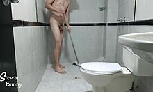 i'm doing naked toilet stuff with my bisexual friend