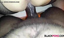 मेरी वेट एबोनी चूत पर वो बिग ब्लैक कॉक स्ट्रोक कर, वो टीज करती है