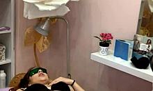 ritafox shows off ass during depilation 😍