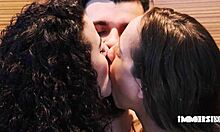 i fuckin blondie n brunette wit hairy pussies in threesome