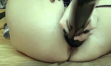 Amateur Close Up Wet Pussy Solo Play