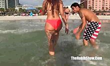 Damn! Phat booty Brazilian Stefania Mafra in toe-licking fuck fest with Derek Anthony