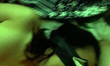 ella goza mientras recibe oral y devuelve chupada