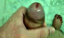 i'm dotado novinho playing in the bath with cute exotic vibes