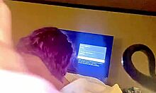 this young brunette girl had a beautifull orgasm on her ass