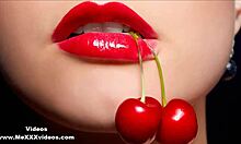 Horny teen desperately craves sex and pussy play!