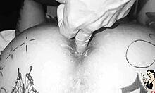 Уау! Татуировчик в каравана прави анал с омъжена клиентка