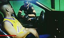 Policial Feminina Fazendo Sexo Dentro Do Carro