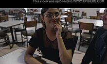 Dos feos se quieren follar a tremenda yegua pero ninguno de los 2 lo consigue y se terminan d�ndose amor entre ellos despu�s de pelear