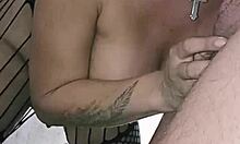 Sucking Big White Cock in Parking Lot Leads to Facial