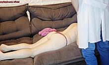 Olha o que minha esposa fazia com o massagista em casa, eu já desconfiava!