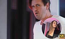 Aku gak puas sama creampie memek dicukur gadis Ceko remaja dewasa