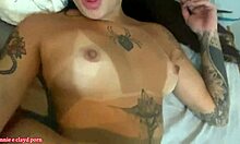 I put my dick in my 18yo sister-in-law whil her sister was awy.