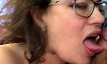 Sexwife karolina sucks husband cock before work