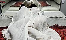 minha amiga que se passa por minha esposa e quando descobri meu pau ja estava bem duro entao fiz ela de cachorra dando uma gozada dentro