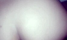 amadora latina casal juntos em atividade caseira