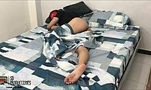 Mi Hermanastro Interrumpe En Mi Habitacion Para Follarme