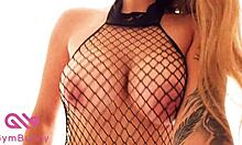 Shopping trip on the reeperbahn turns into an unexpected encounter in a net catsuit