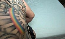 i fucked a tattooed guy on first date