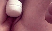 Amateur wife gets blindfolded for fun