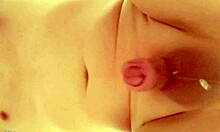 Check out this japanese gay guy pissing in the video! 😏💦