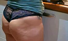 teresa cleaning the kitchen with big ass