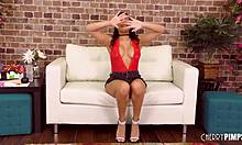 spicy teen latina with big tits, wanna see me masturbate live with toys?