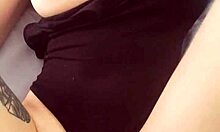 x4sun's perfect body ignites sexy game emotions