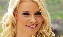 Lesbian Newbie Tribbing Hot Babe in Wild Session