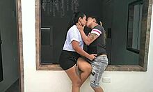 invito a mi amante latina para lamer coños en el motel