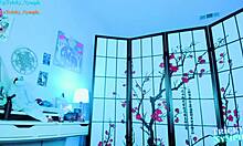 alternate girl masturbating