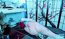 alternate girl masturbating